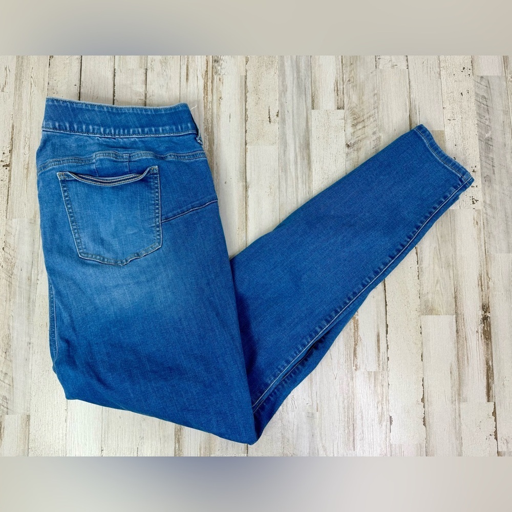 Torrid Jeans Women's Size 22T Blue High-Rise Bombshell Skinny Denim 31" Inseam